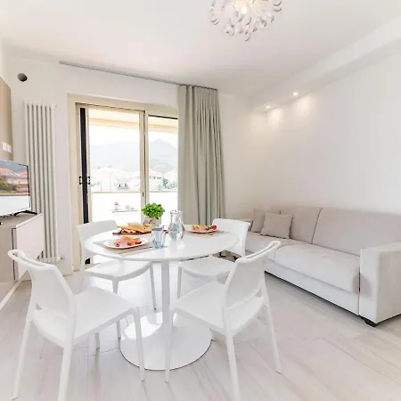 Apartman Michelangelo With Swimming Pool And Terrace *