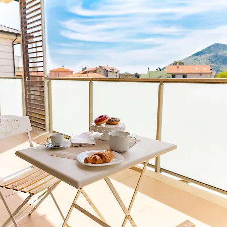 Michelangelo With Swimming Pool And Terrace Apartman *